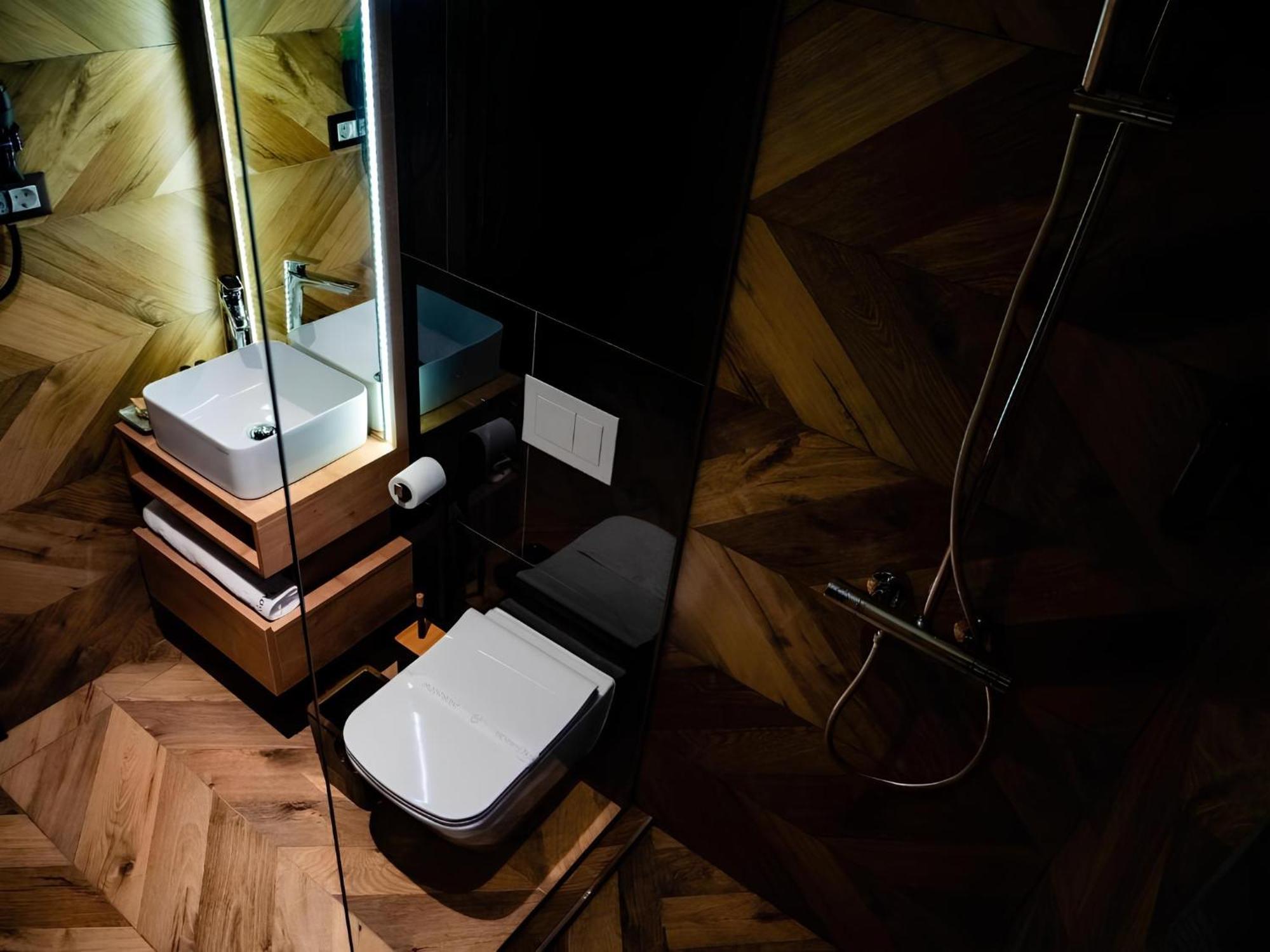 Hotel Goya Boutique Тыргу-Жиу Экстерьер фото